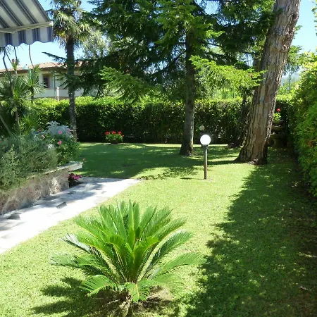 Elza * Forte dei Marmi